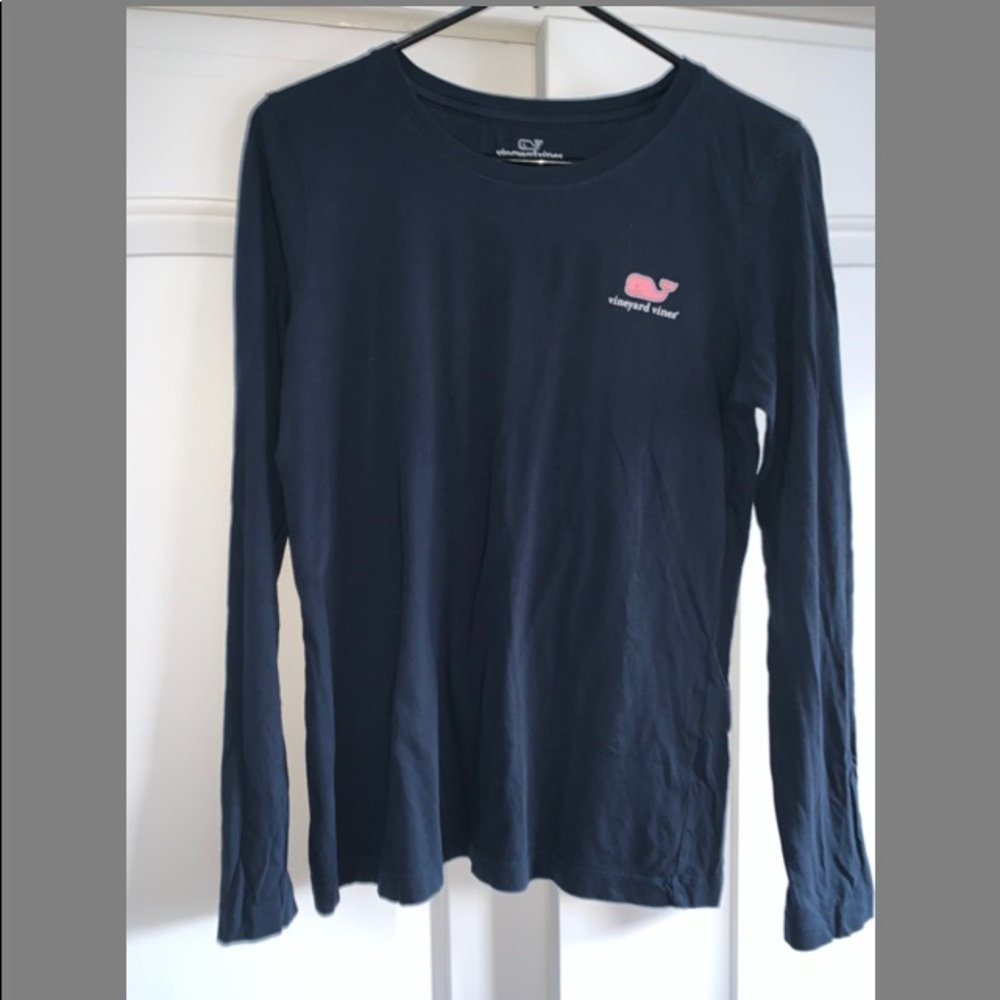 Vineyard Vines women’s long sleeve tee